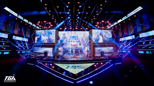 大风车扣篮 大风车扣篮