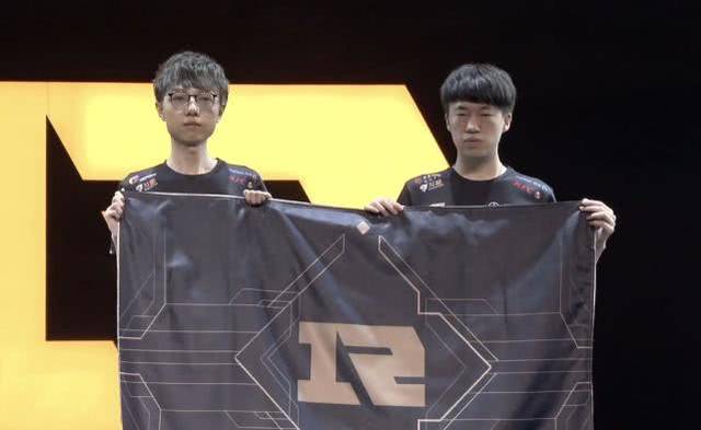 队在小组赛 队在小组赛