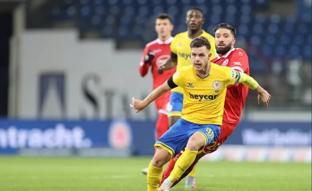 烈的攻防战 烈的攻防战