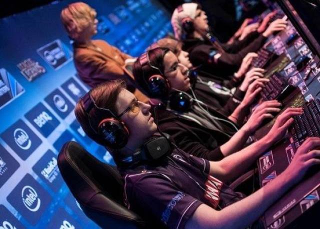 到职业比赛 到职业比赛